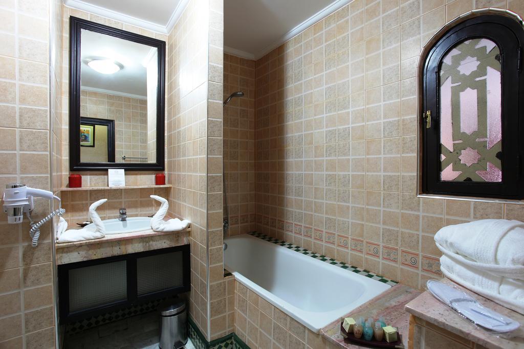 Superior Room,632417472:JPEG